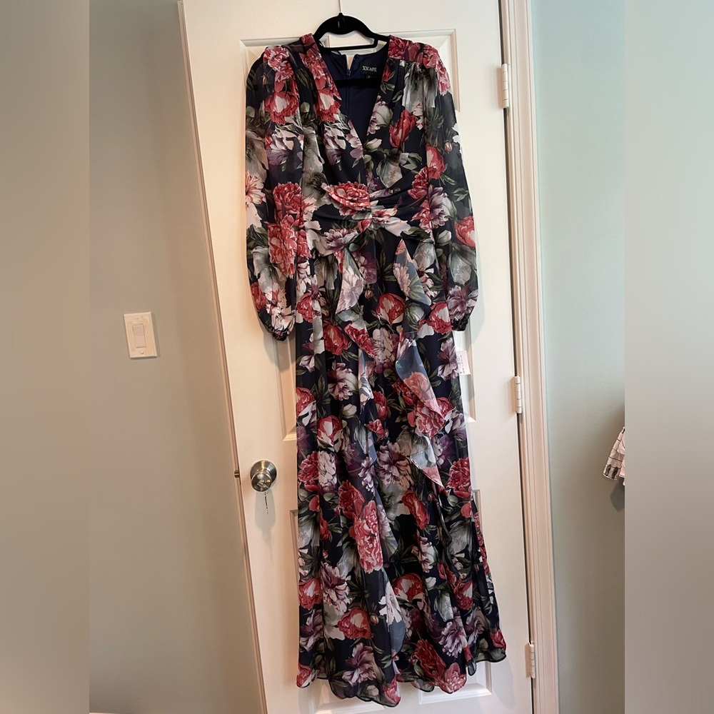 Xscape floral chiffon with slit floor length dress NWT size 4 - Picture 3 of 7